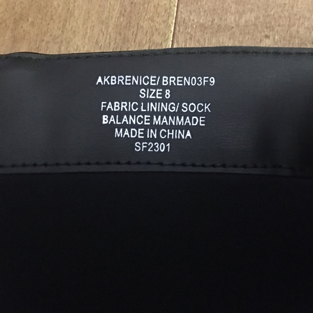NWOB Anne Klein Women's Brenice Fashion Boot Size 8 - Picture 12 of 12